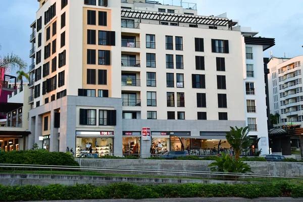 What Vacationers Reveal About Service Quality in Westgate Resorts Reviews